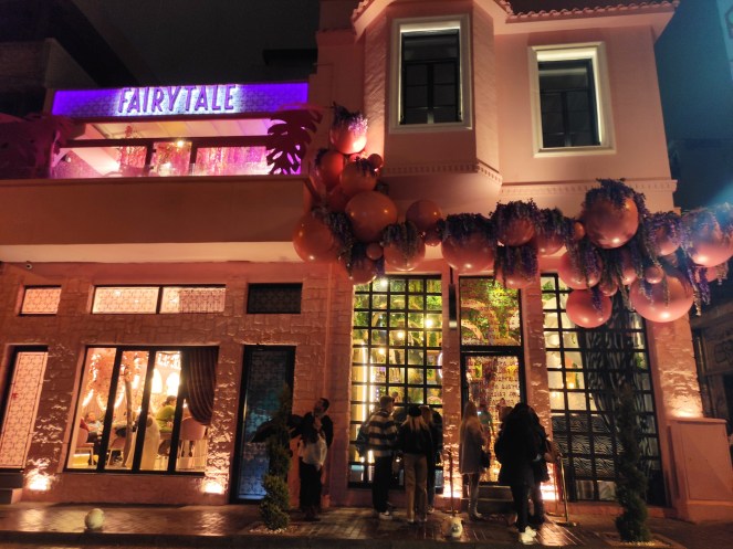 Fairytale, ένα ροζ&nbsp;παραμύθι!