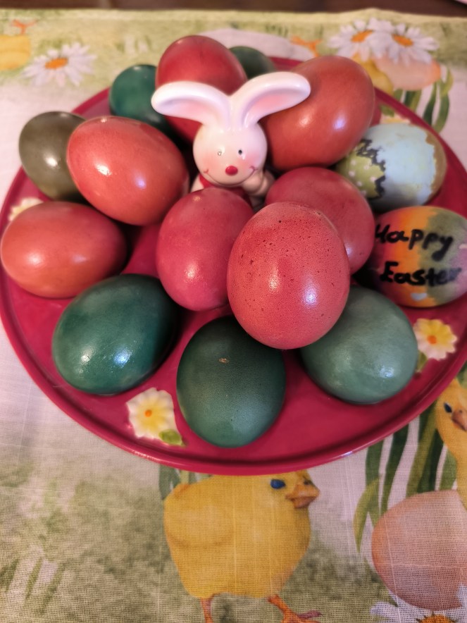 Βάψιμο αυγών by&nbsp;Νεφέλη!